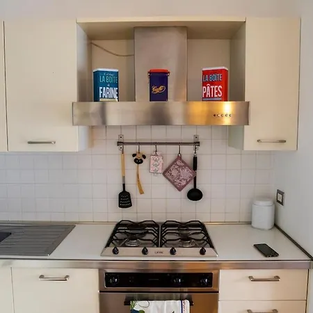 Maisonette Apartment Modena